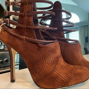 Camilla Skovgaard Brown Suede Heels Sz 39